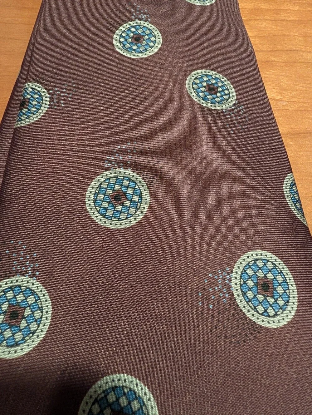 Black Smith Beautiful Brown Medallion Men's Tie